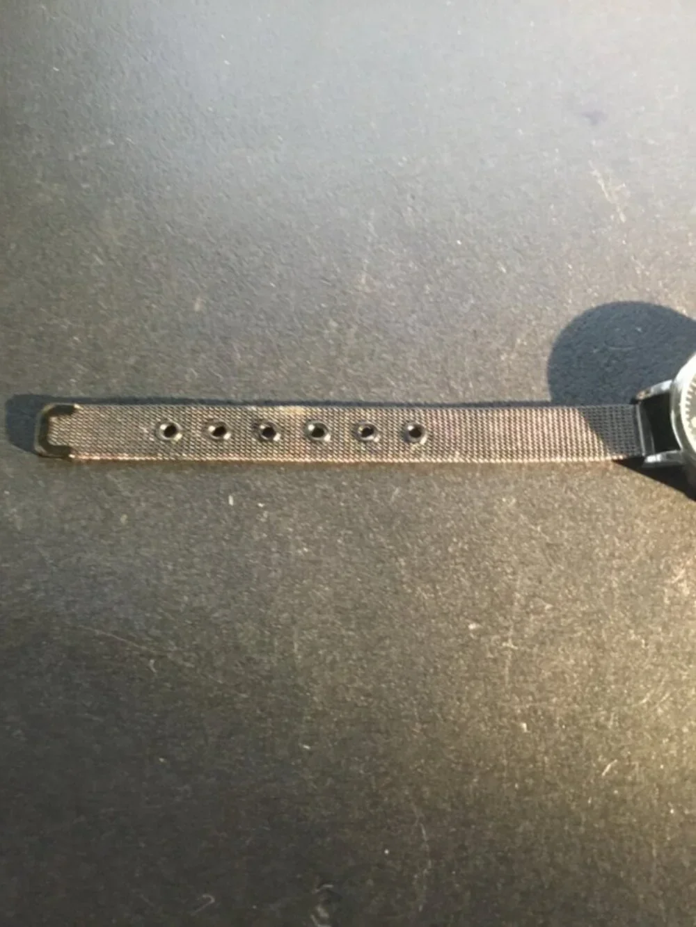 Women Quartz Watch== black/ CZ == Mesh Metal Band== Runs=NEW BATTERY=NICE